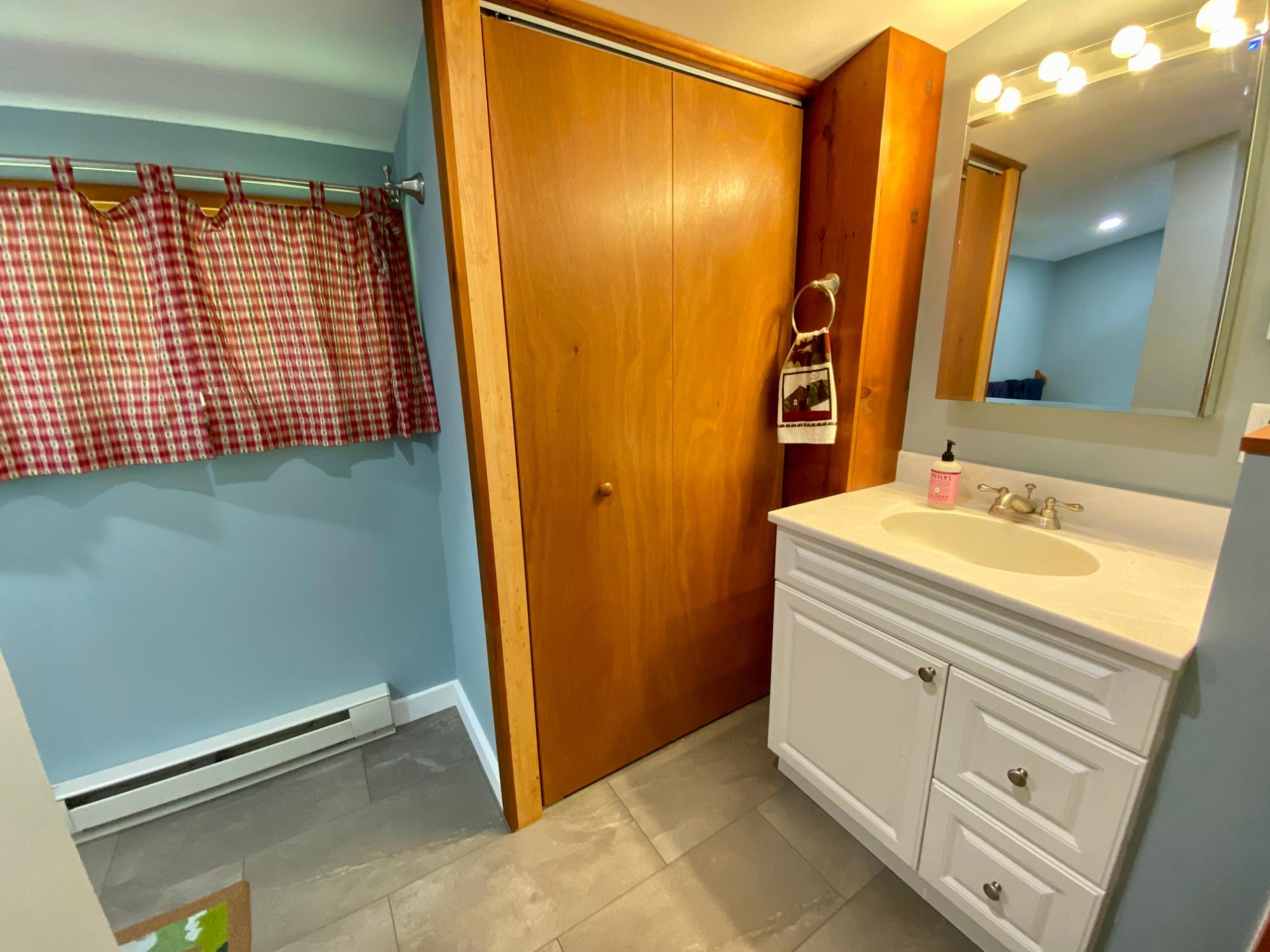 Oxbow Lake Property 8195 Bay Rd E Photo 18