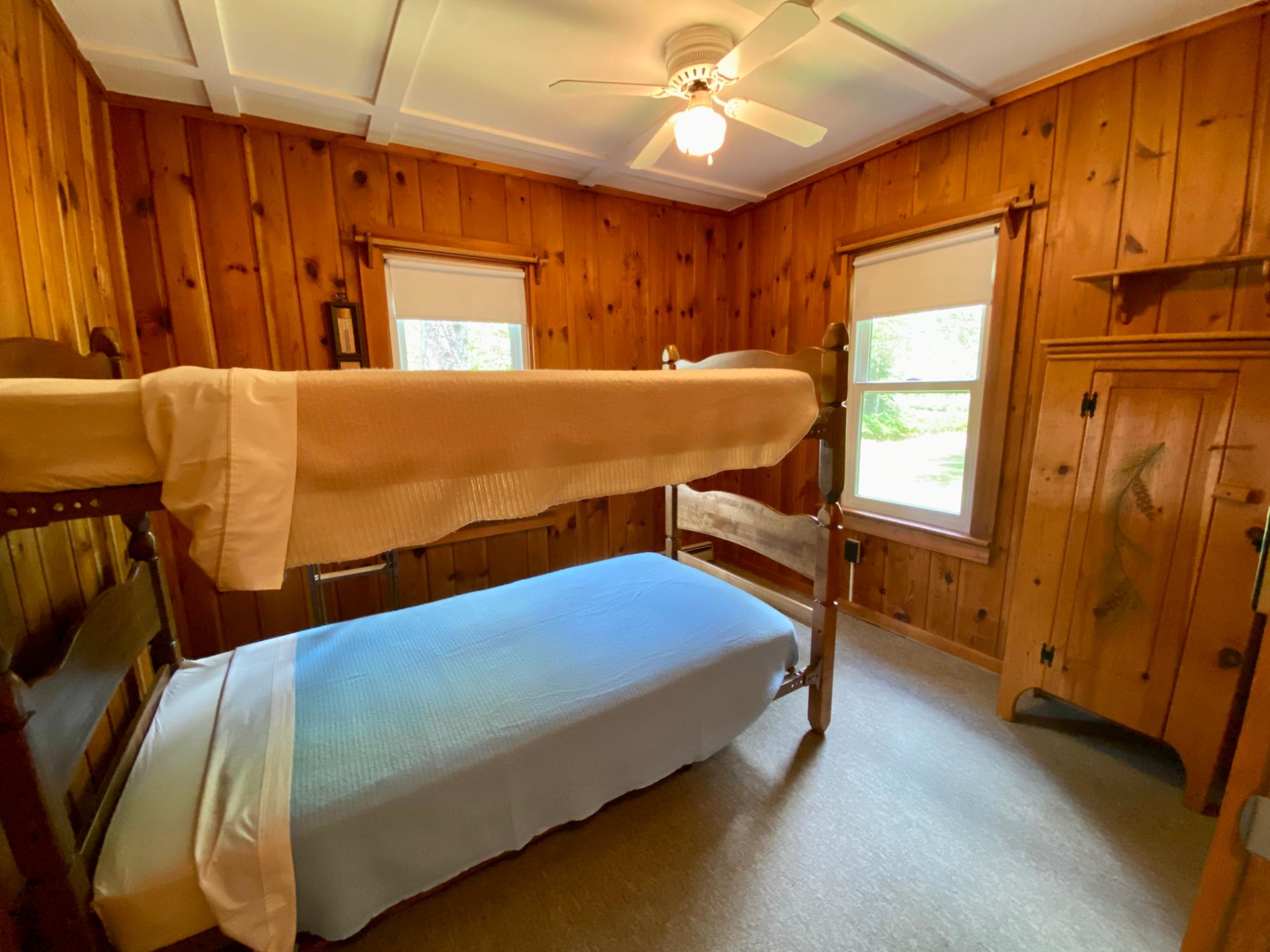 Oxbow Lake Property 8195 Bay Rd E Photo 21