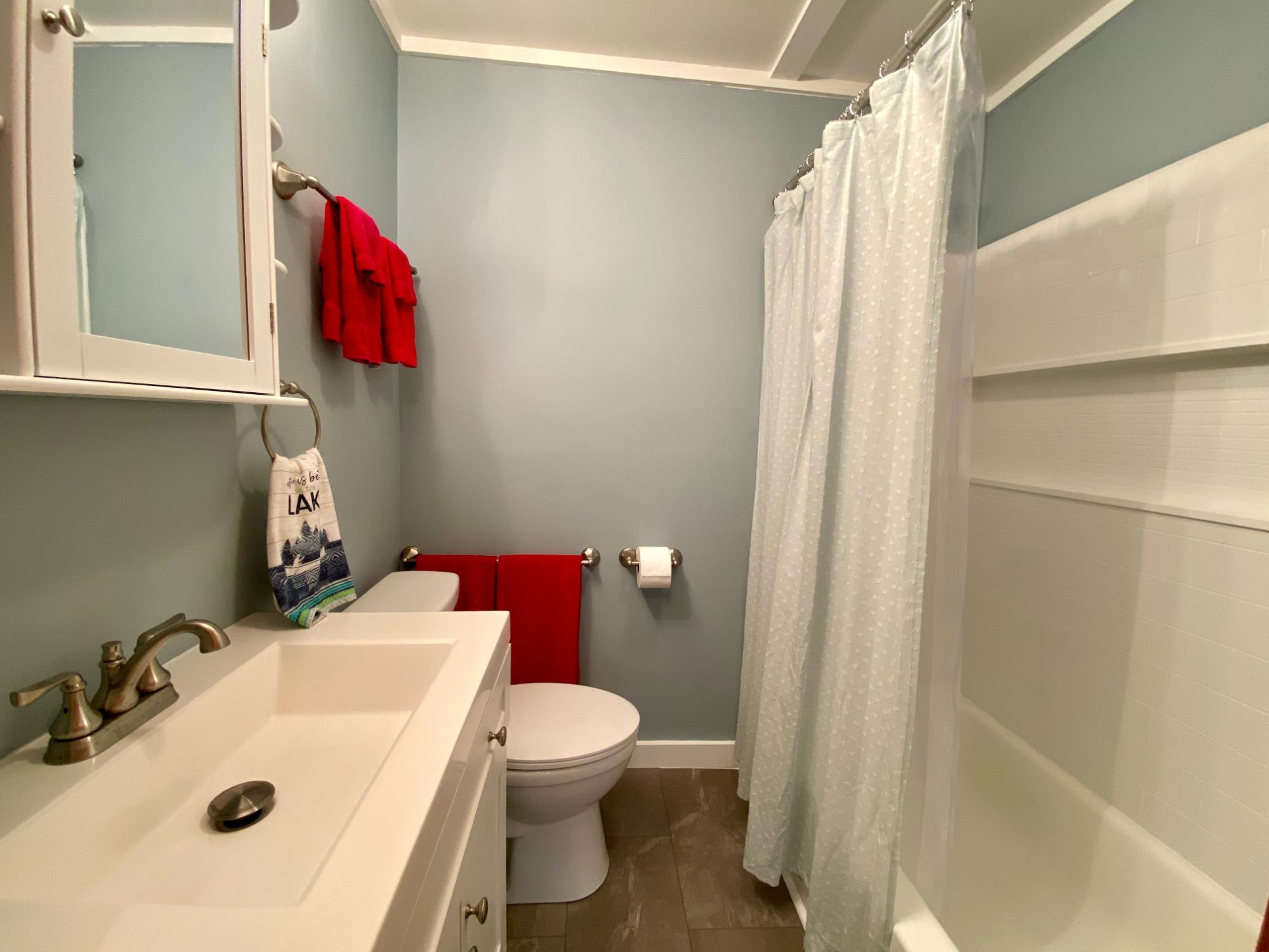 Oxbow Lake Property 8195 Bay Rd E Photo 22