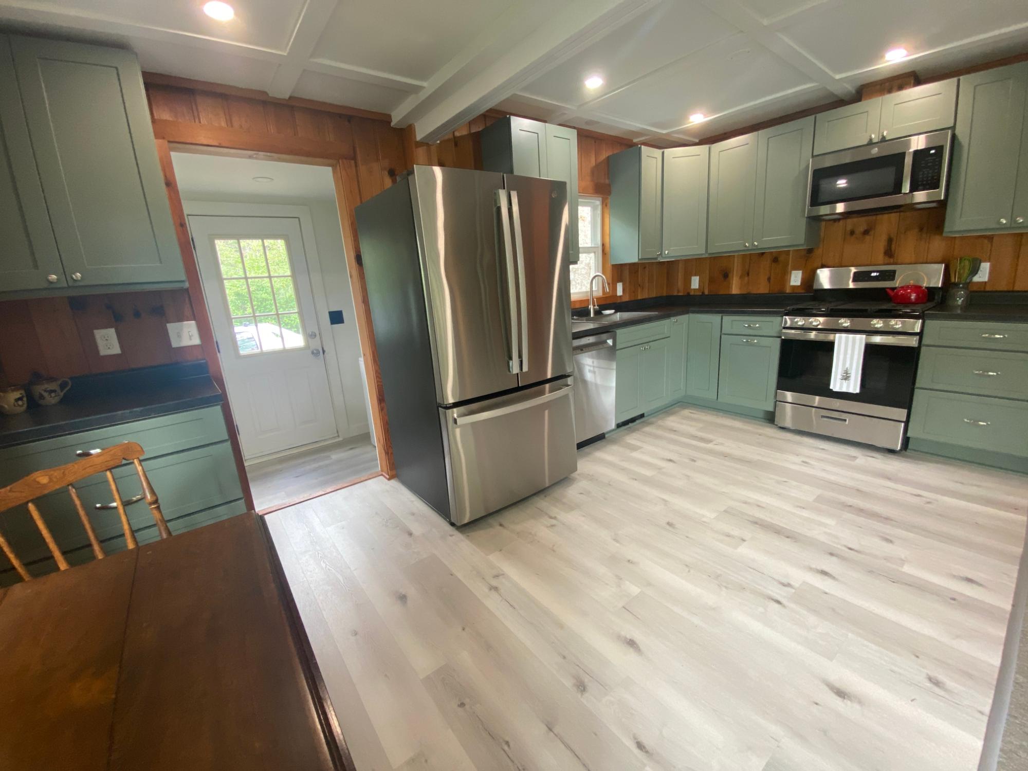 Oxbow Lake Property 8195 Bay Rd E Photo 4