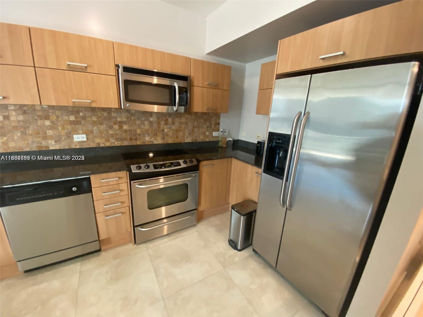 350 S Miami Ave #3010, Miami FL 33130