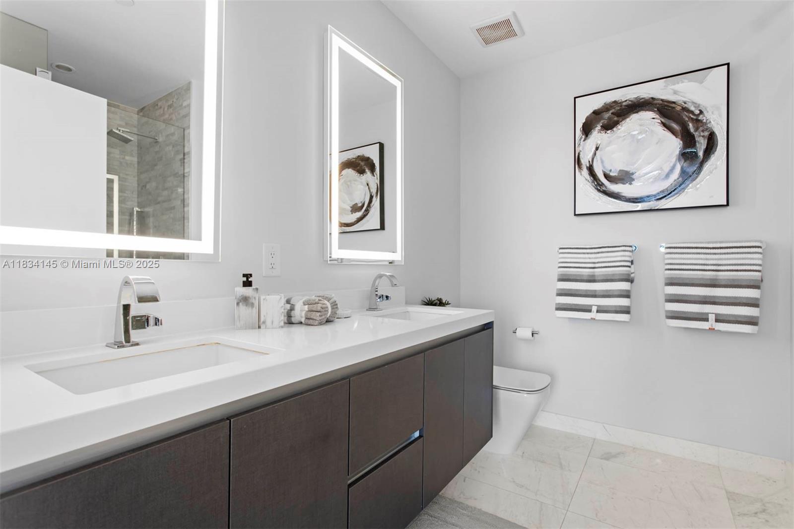 851 NE 1st Ave #3900, Miami FL 33132