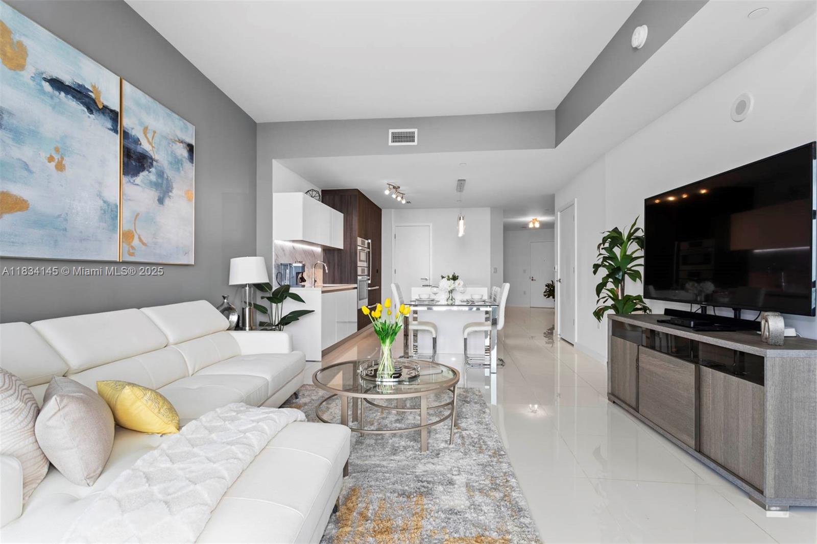 851 NE 1st Ave #3900, Miami FL 33132