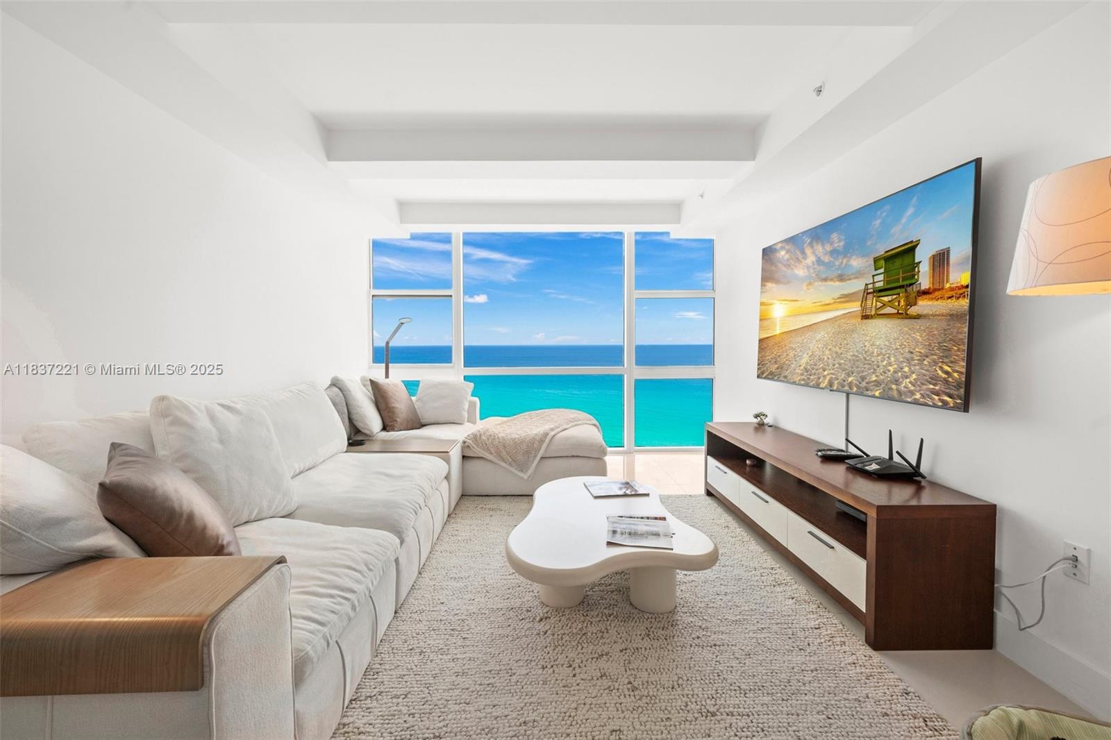 6801 Collins Ave #LPH17, Miami Beach FL 33141
