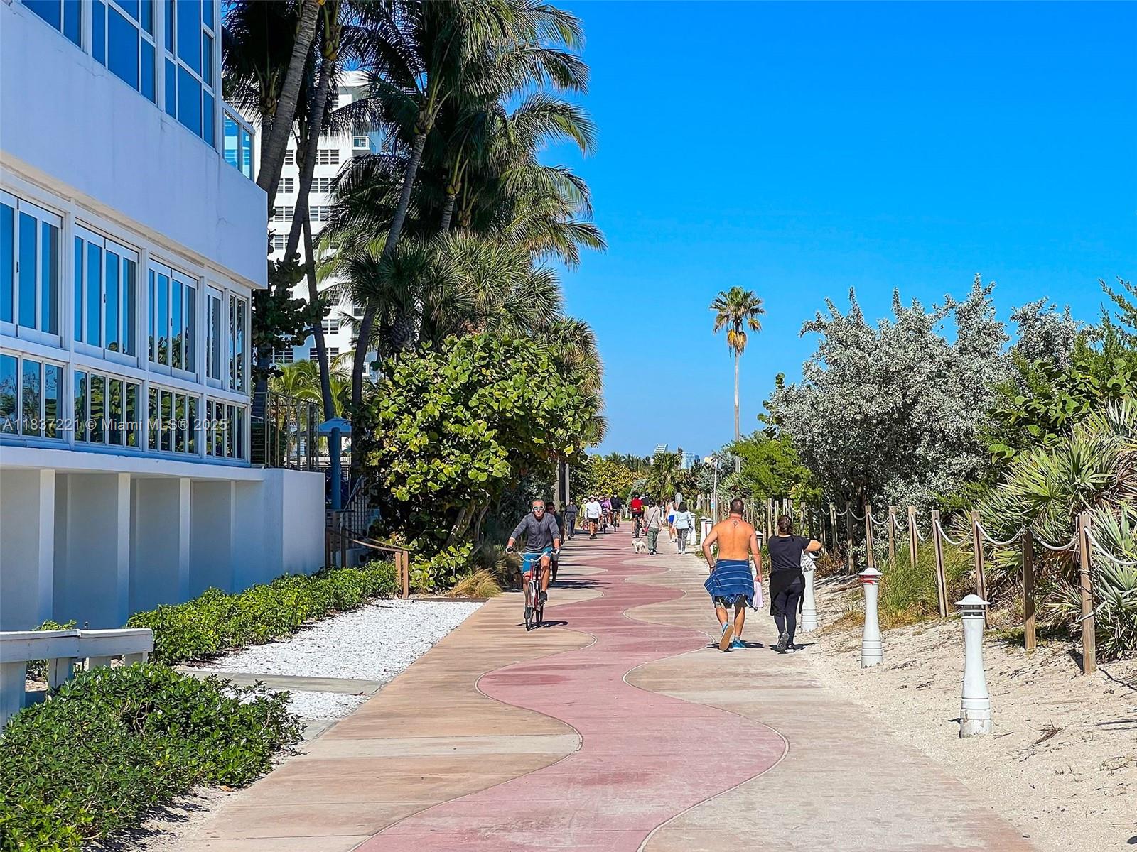 6801 Collins Ave #LPH17, Miami Beach FL 33141