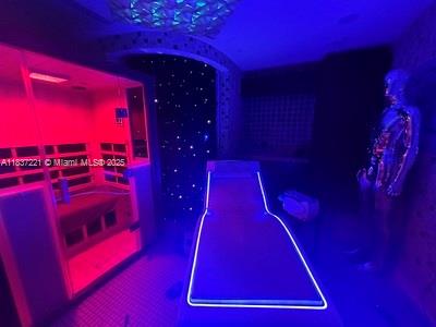 6801 Collins Ave #LPH17, Miami Beach FL 33141