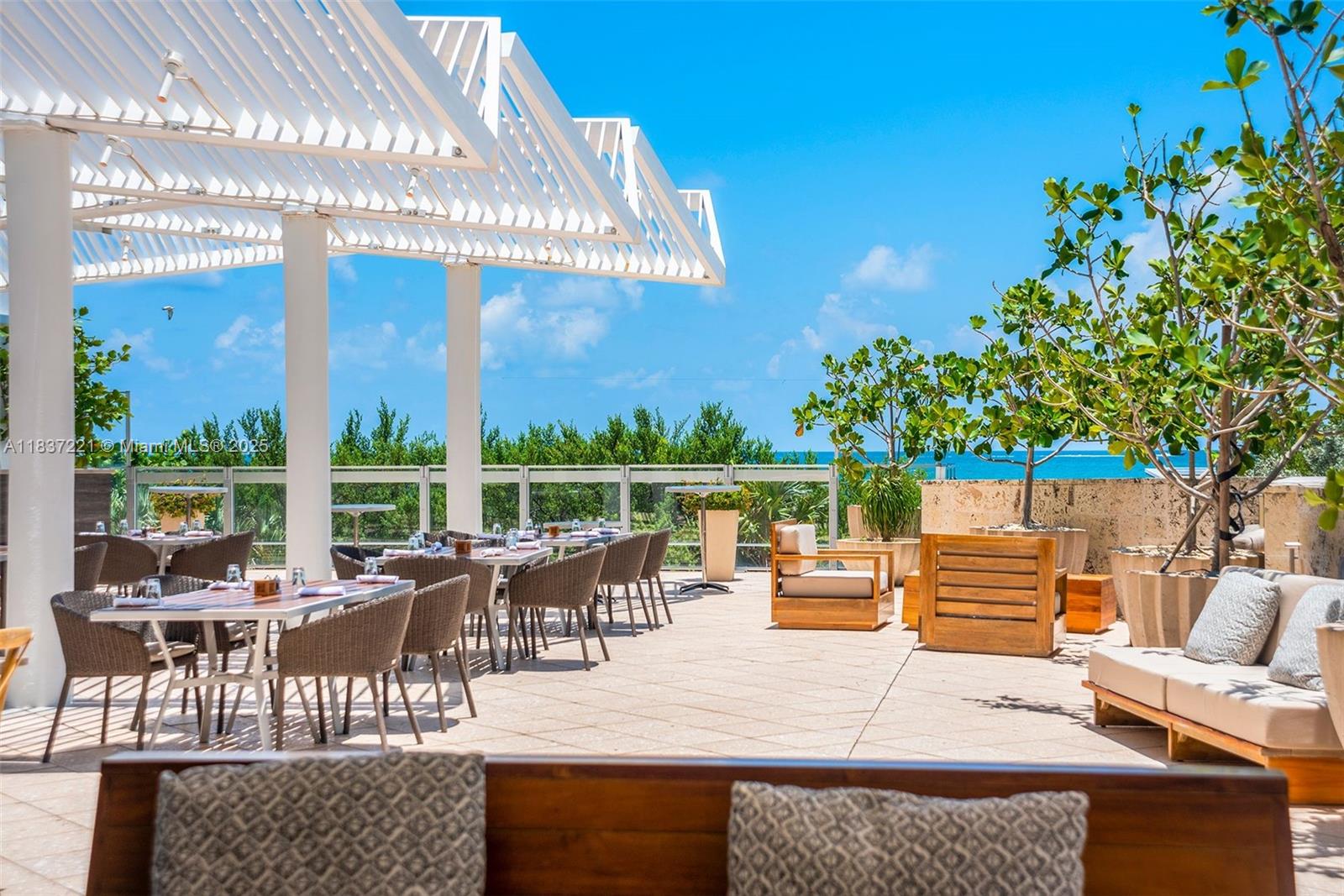 6801 Collins Ave #LPH17, Miami Beach FL 33141