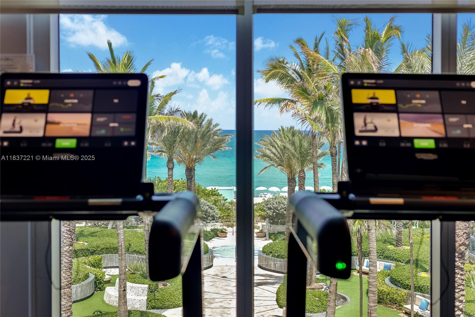 6801 Collins Ave #LPH17, Miami Beach FL 33141