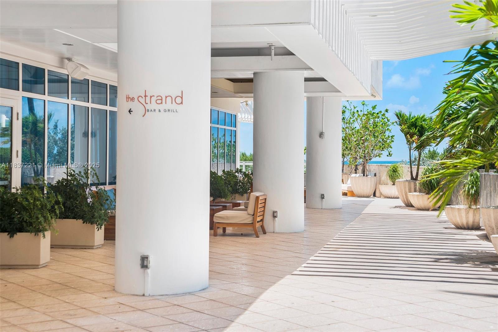 6801 Collins Ave #LPH17, Miami Beach FL 33141