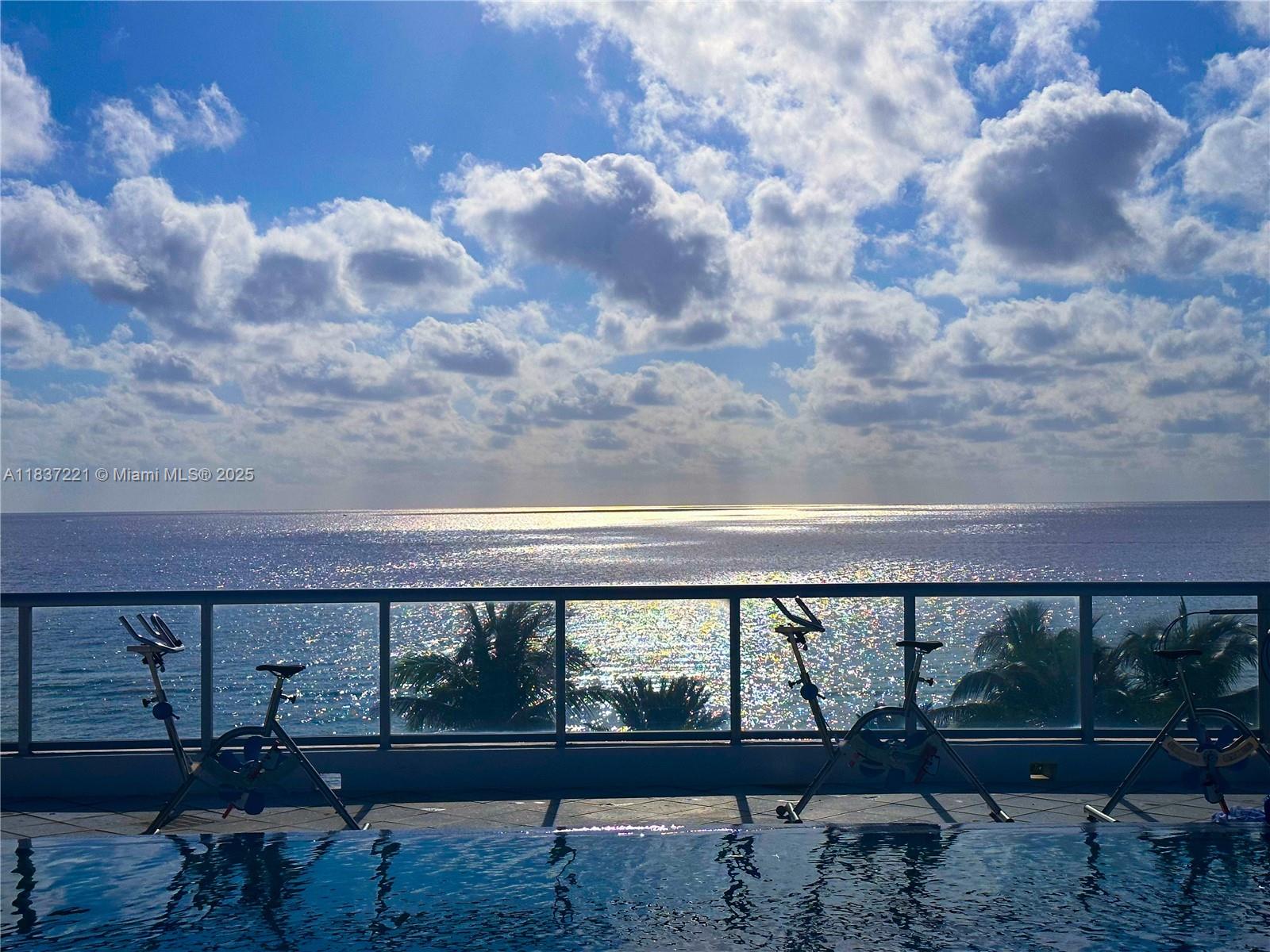6801 Collins Ave #LPH17, Miami Beach FL 33141