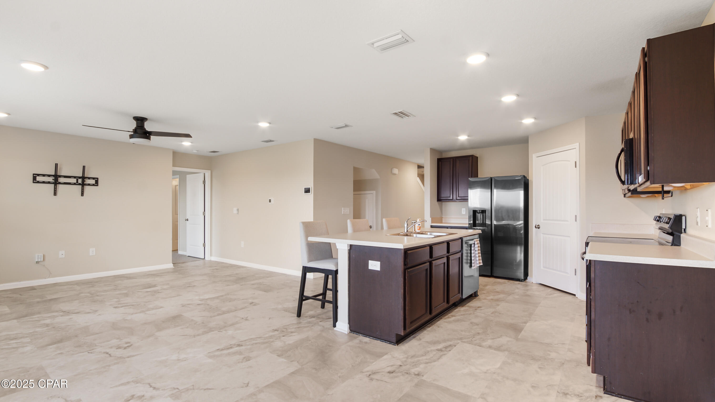 Image 13 For 7115 Shimano Way