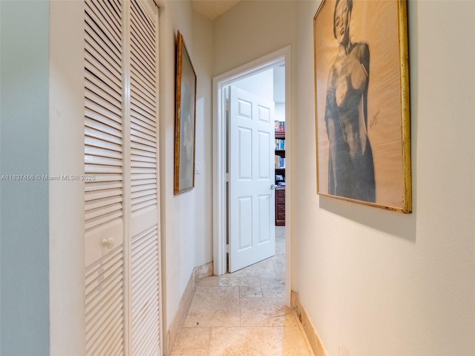 3043 Lakewood Dr, Weston, Florida image 20
