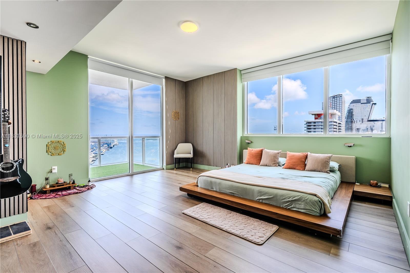 244 Biscayne Blvd #4803, Miami FL 33132