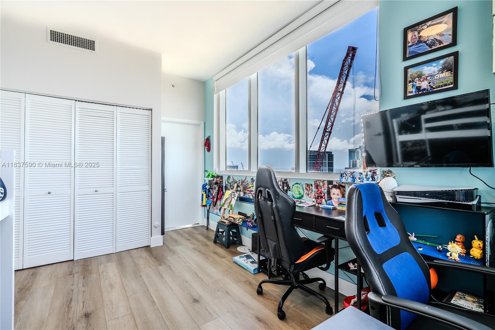 244 Biscayne Blvd #4803, Miami FL 33132