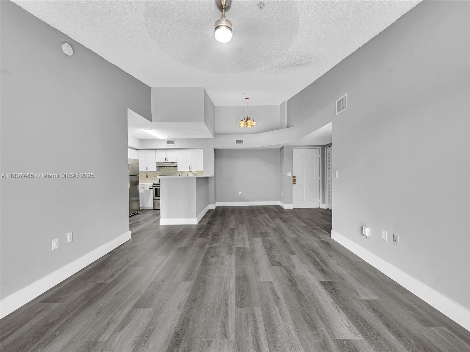 2071 Renaissance Blvd #303, Miramar, Florida image 10