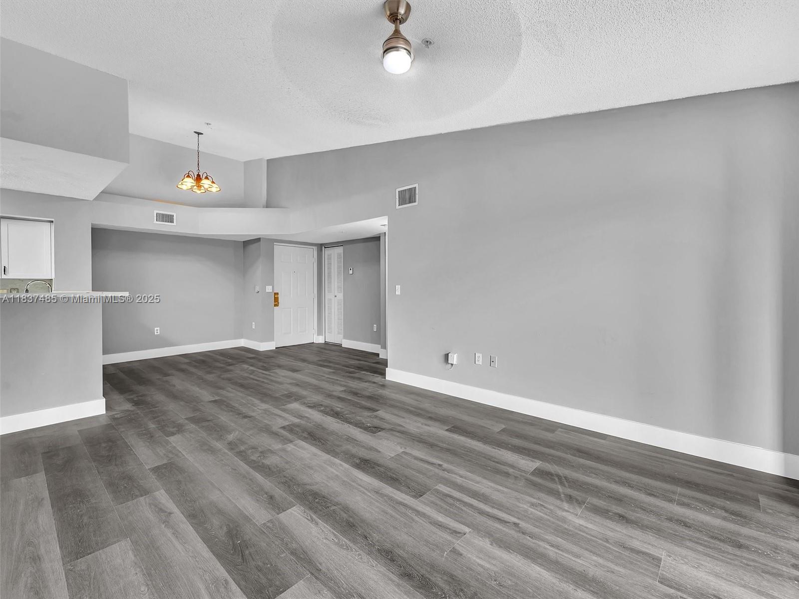 2071 Renaissance Blvd #303, Miramar, Florida image 11