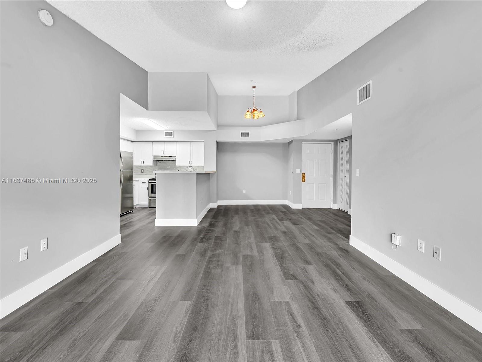 2071 Renaissance Blvd #303, Miramar, Florida image 12