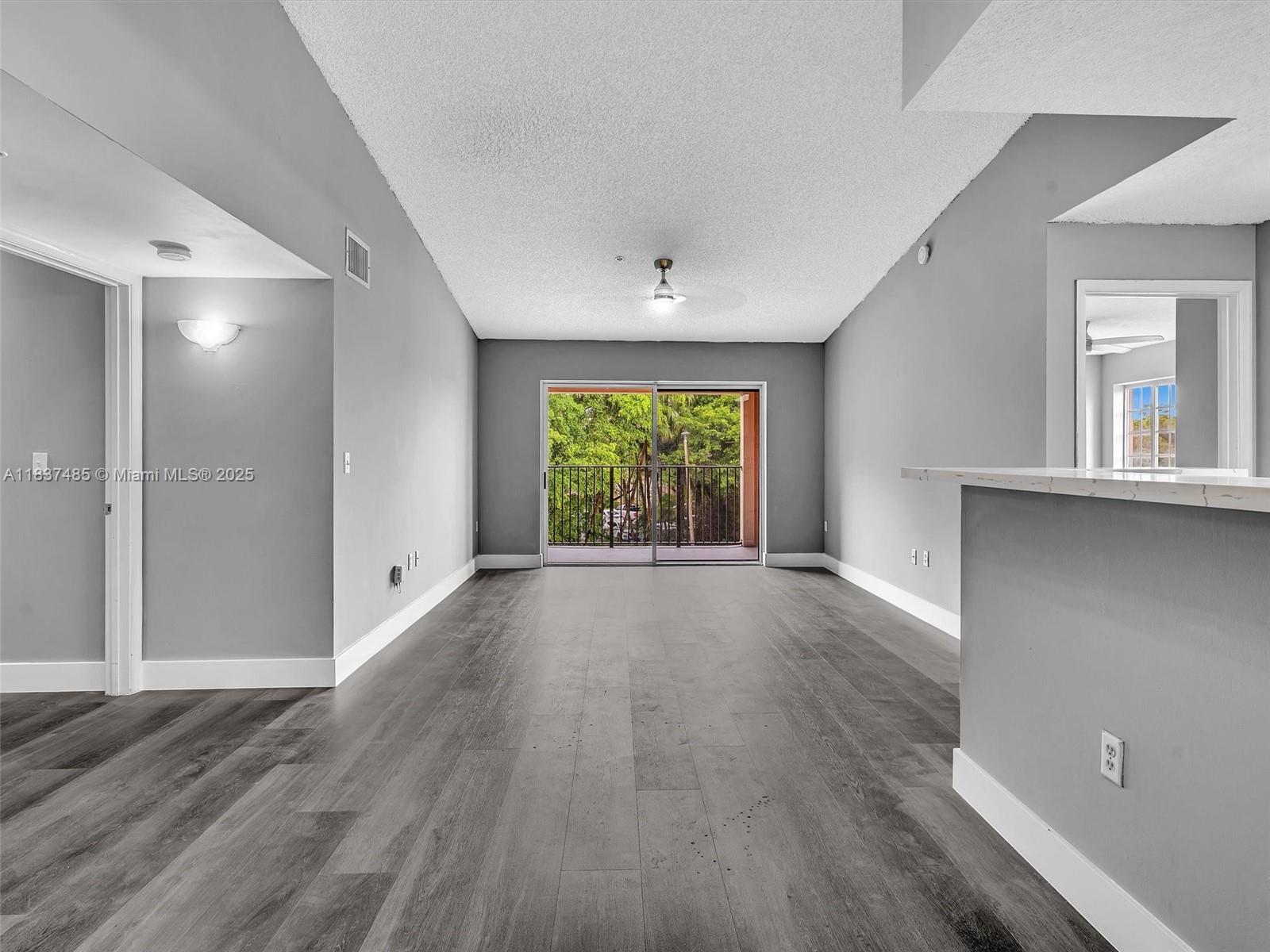 2071 Renaissance Blvd #303, Miramar, Florida image 14