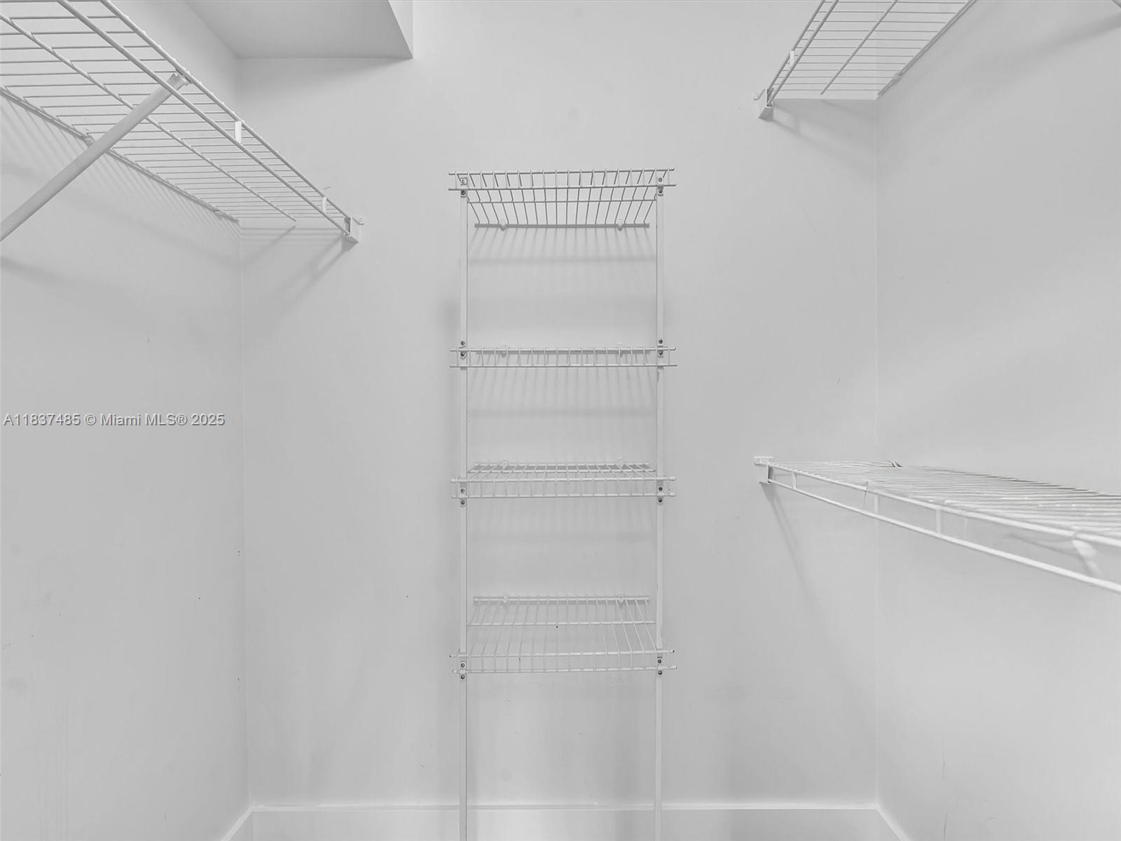 2071 Renaissance Blvd #303, Miramar, Florida image 25
