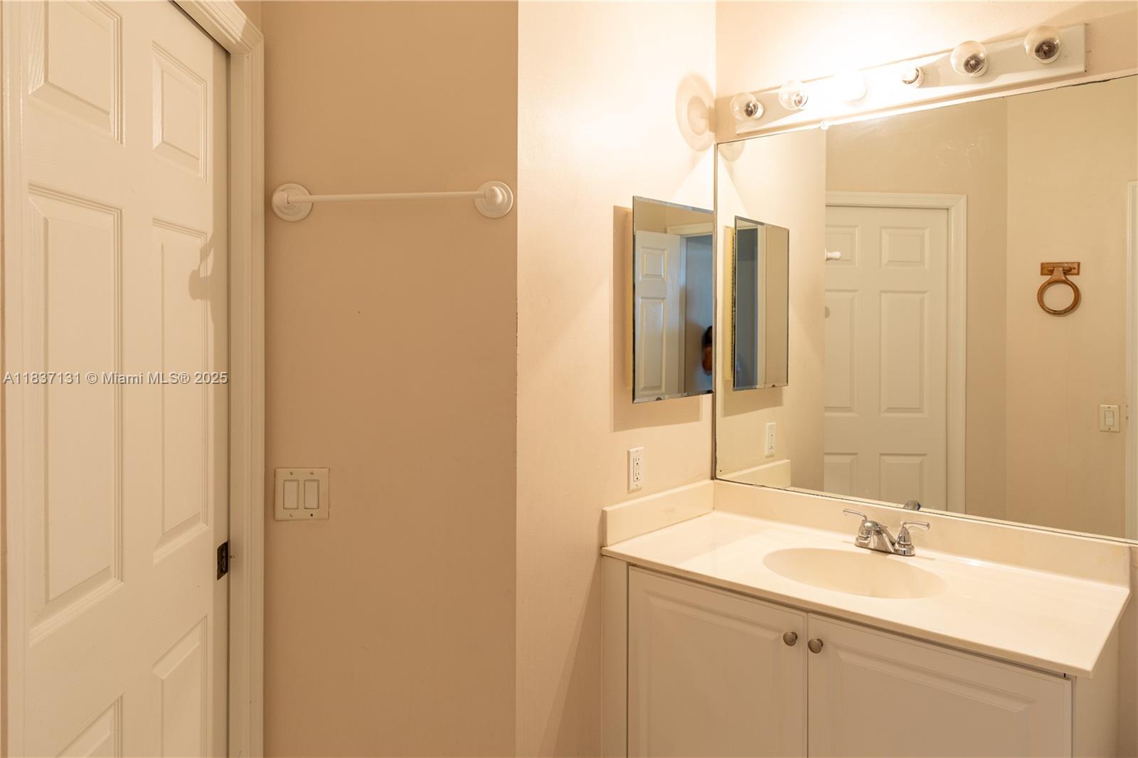 4704 SW 160th Ave #216, Miramar, Florida image 5