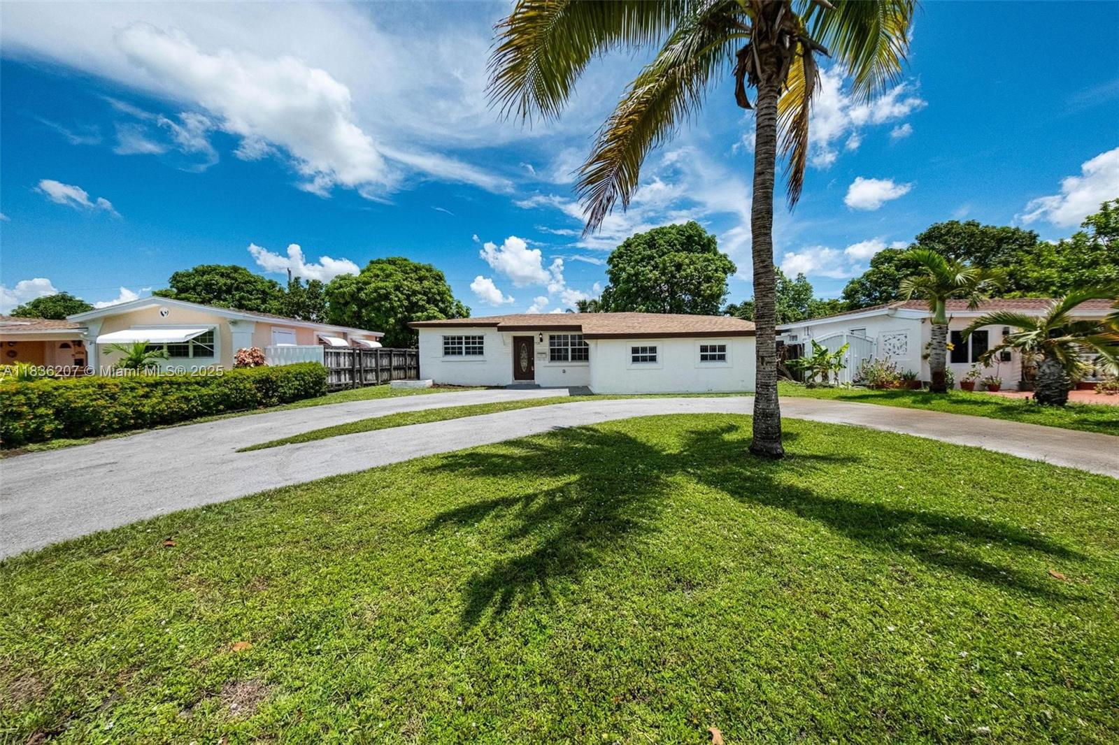 7521 Indigo St, Miramar, Florida image 1