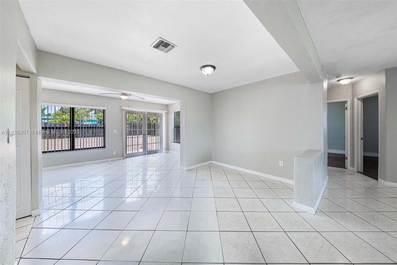 7521 Indigo St, Miramar, Florida image 17