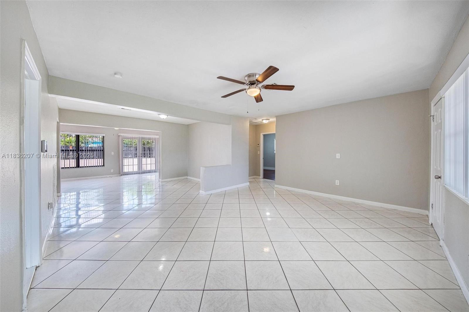 7521 Indigo St, Miramar, Florida image 28