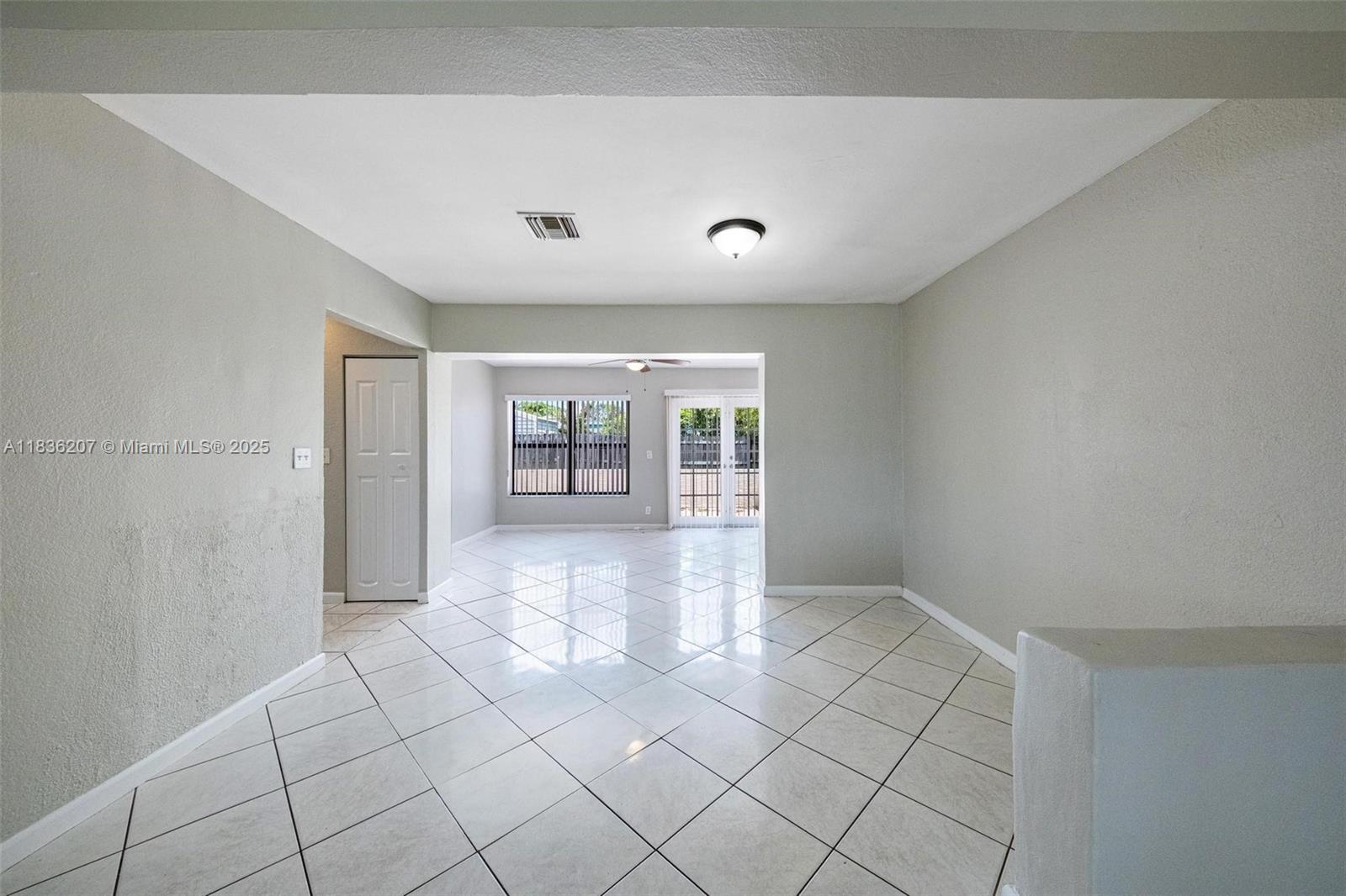 7521 Indigo St, Miramar, Florida image 29