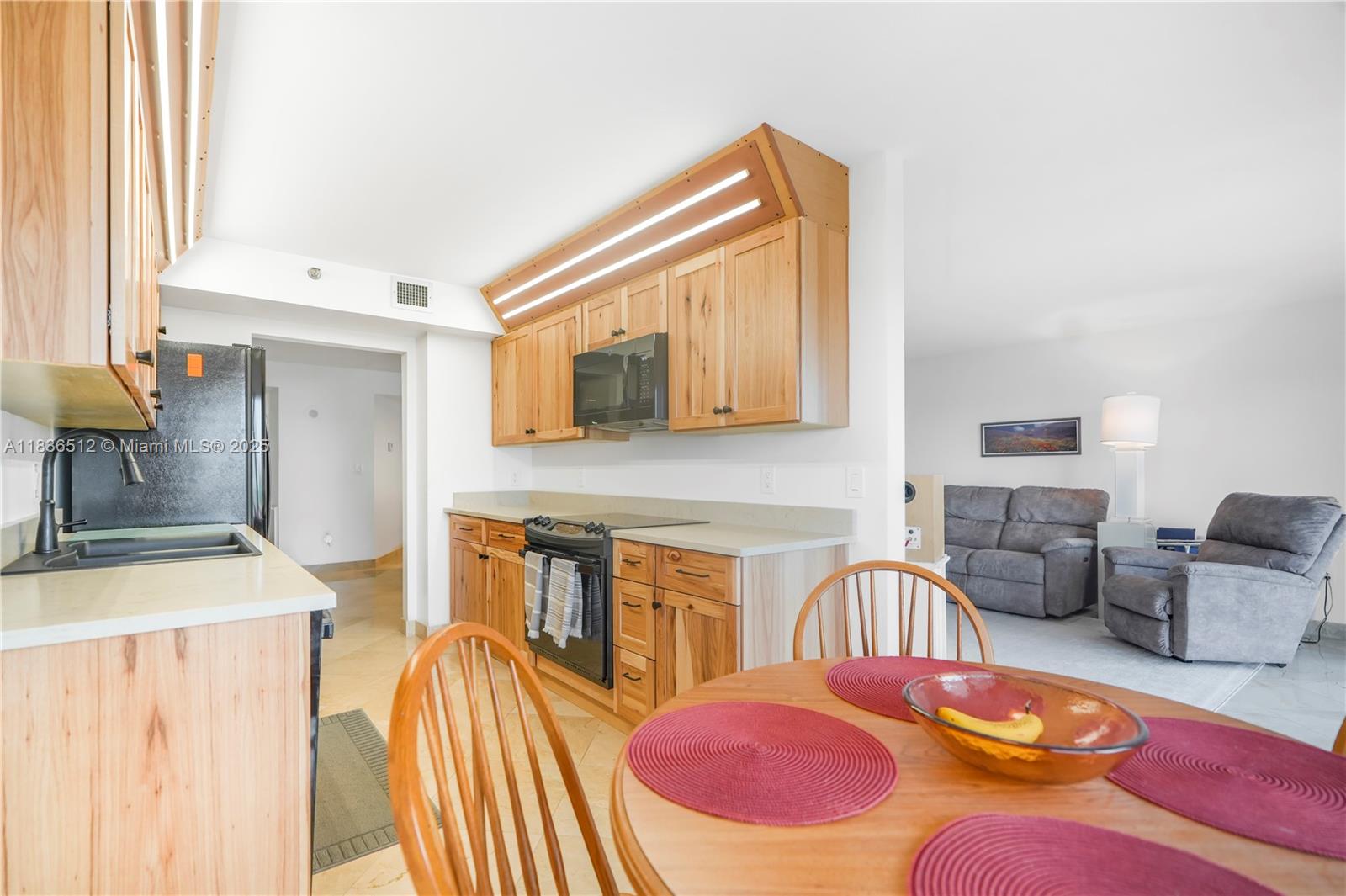 1201 S Ocean Dr #410S, Hollywood, Florida image 11