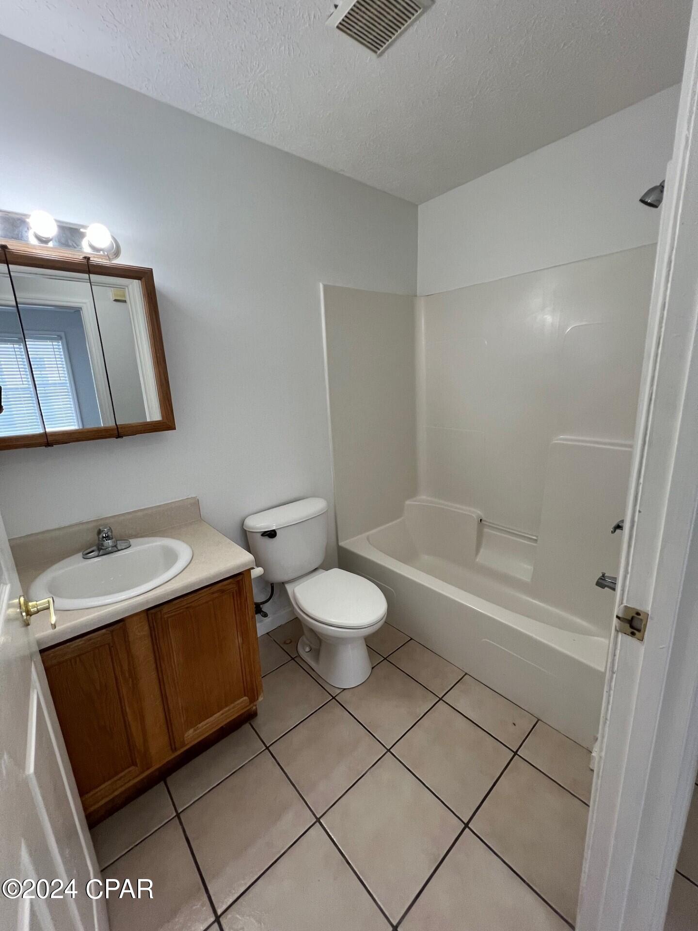 Image 8 For 9025 Houston Street