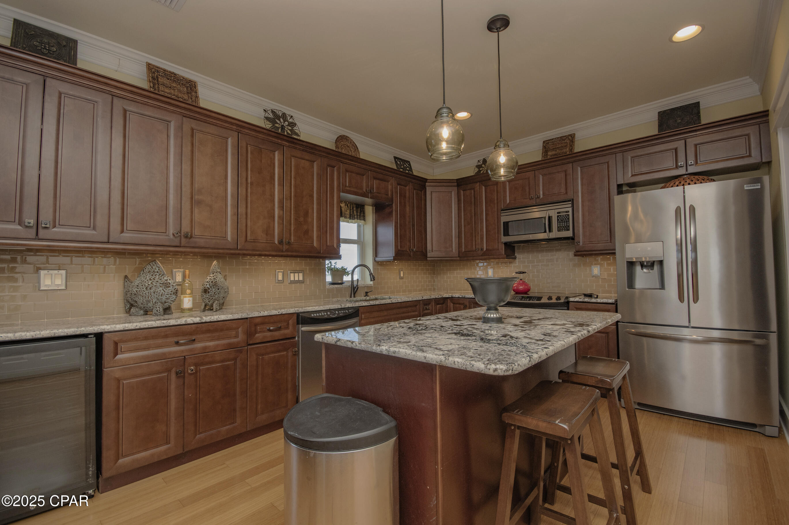 Image 18 For 13906 Front Beach Road A