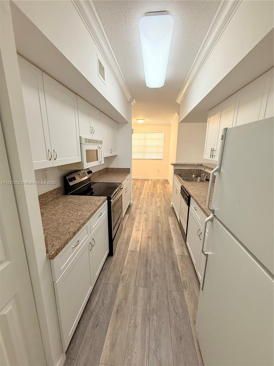 Property photo # 3