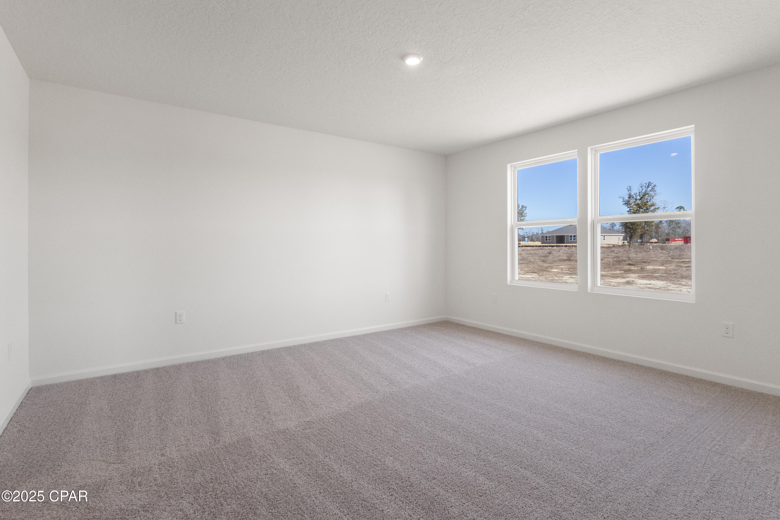 8103 Greyling Circle, Youngstown, Florida image 6