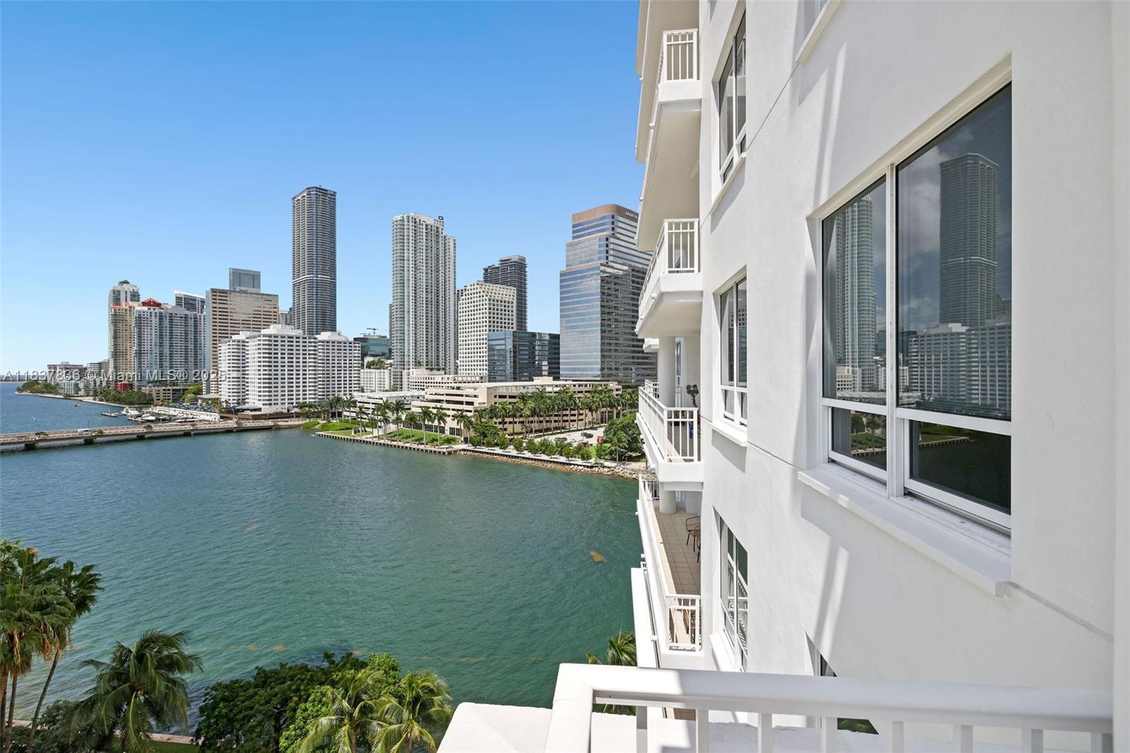 801 Brickell Key Blvd Unit 1005, Miami, Florida 33131