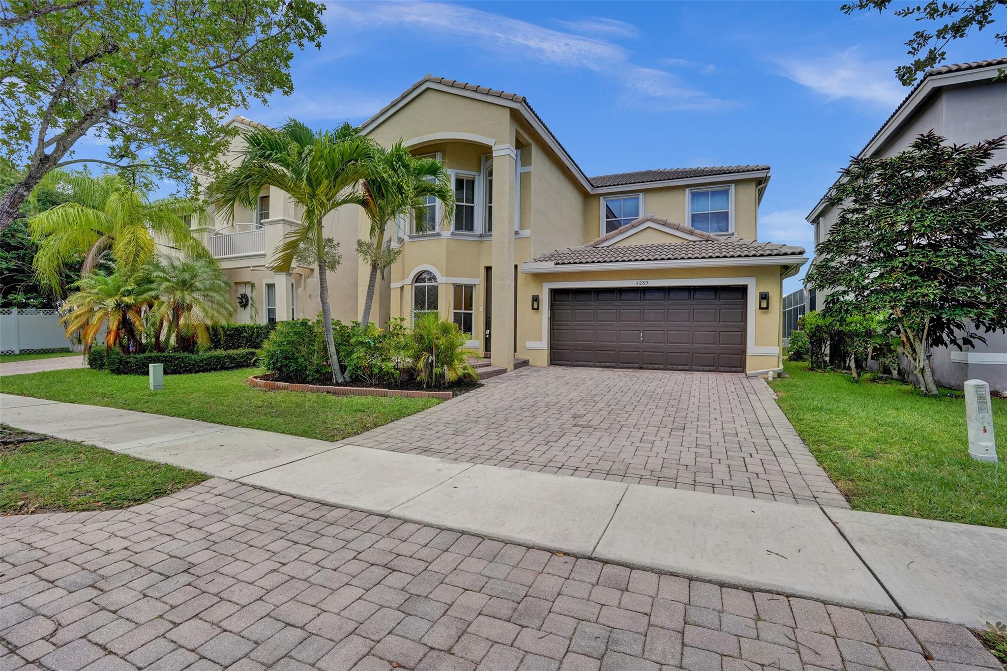 4283 S Magnolia Cir