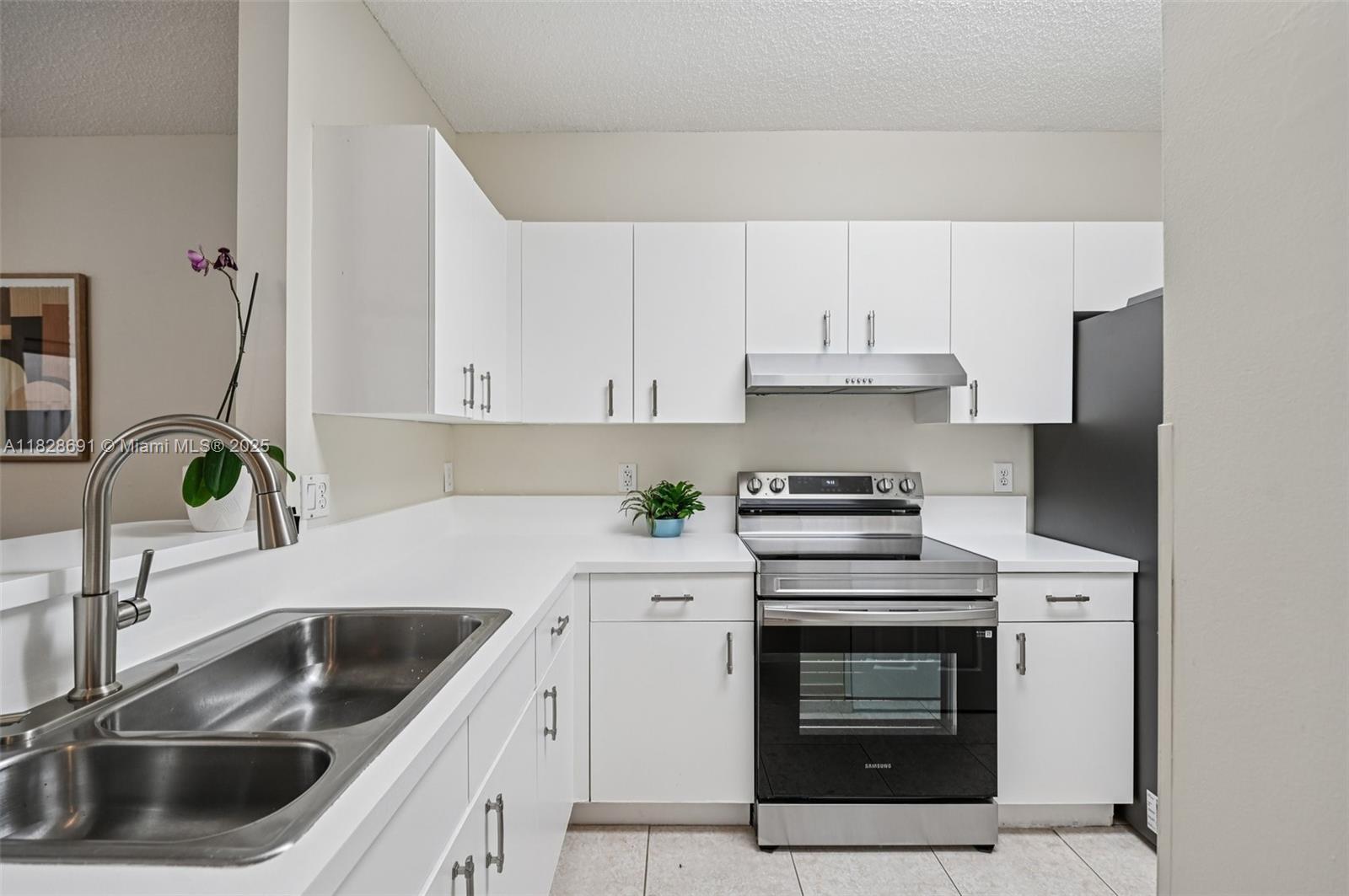 16111 Emerald Cove Rd, Weston, Florida image 12