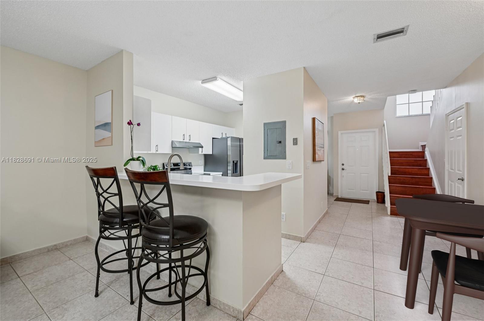 16111 Emerald Cove Rd, Weston, Florida image 3