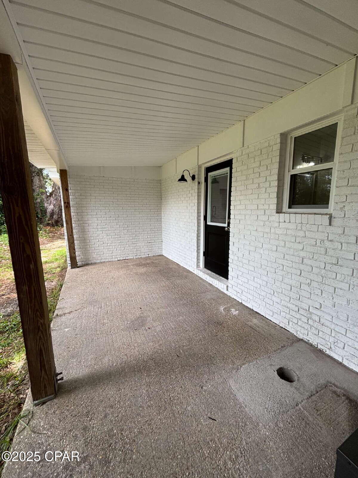 Image 2 For 715 17th Street 3