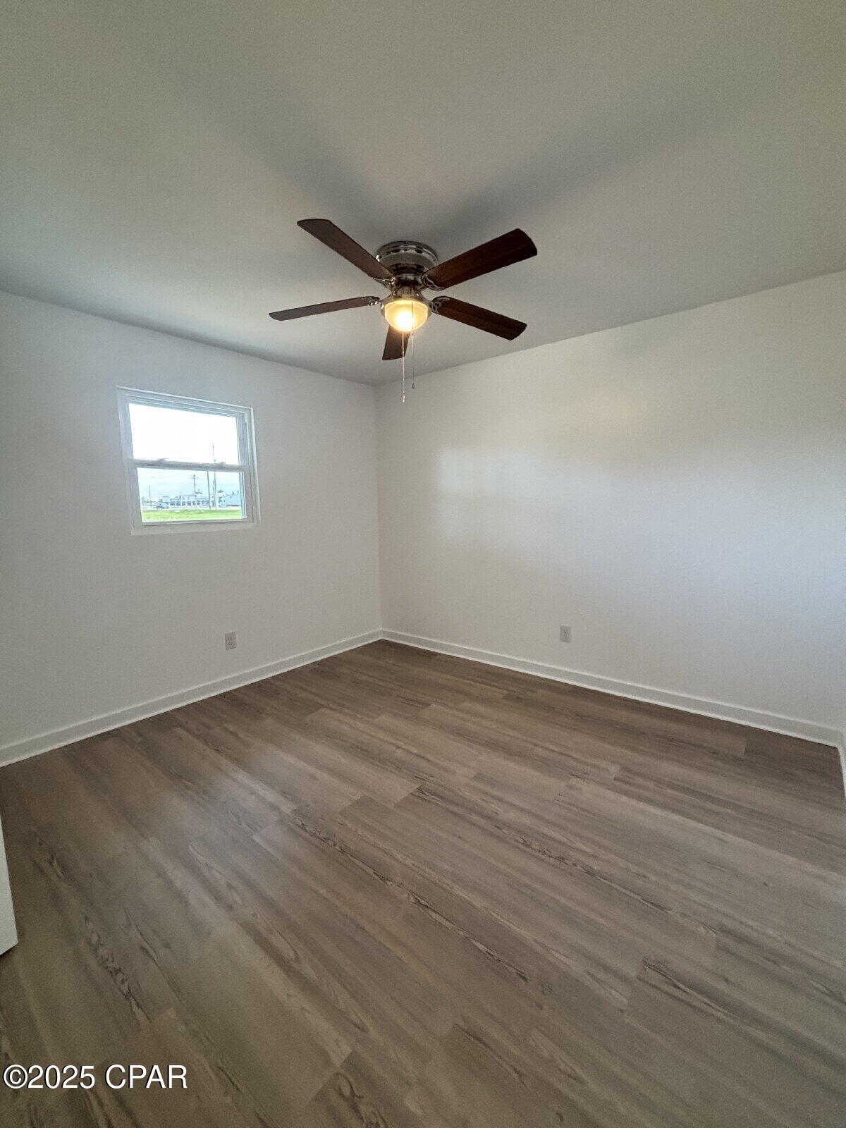 Image 3 For 715 17th Street 3
