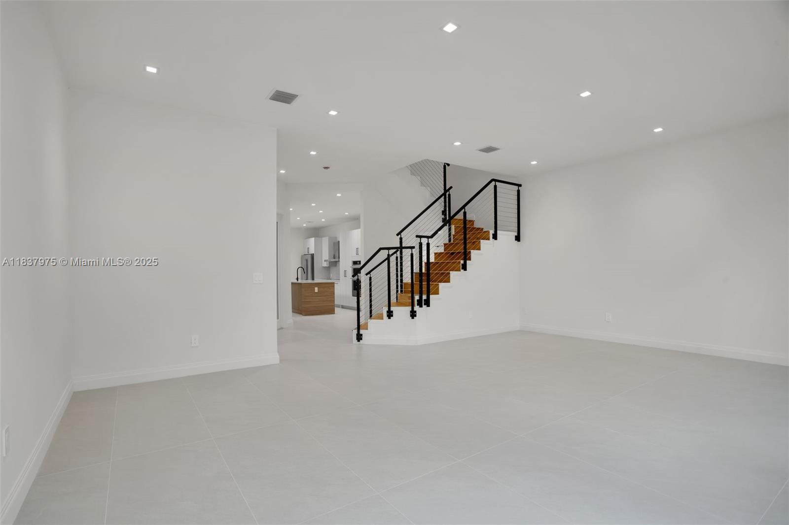 834 Spinnaker Dr E, Hollywood, Florida image 9