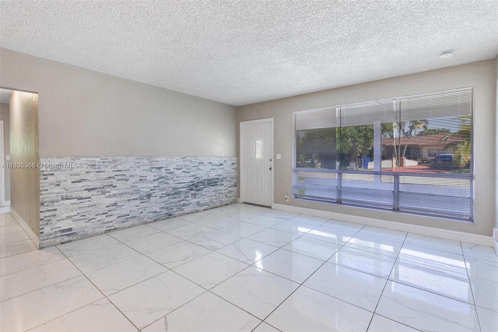 2307 Rodman St, Hollywood, Florida image 15