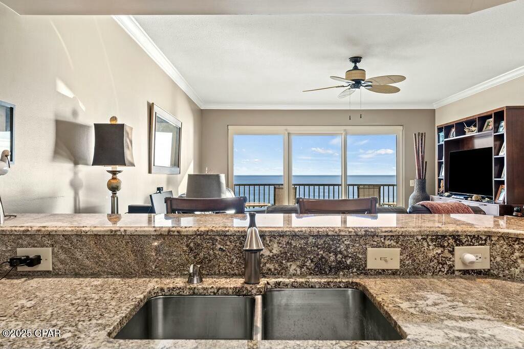 Image 12 For 6323 Thomas Drive 904b