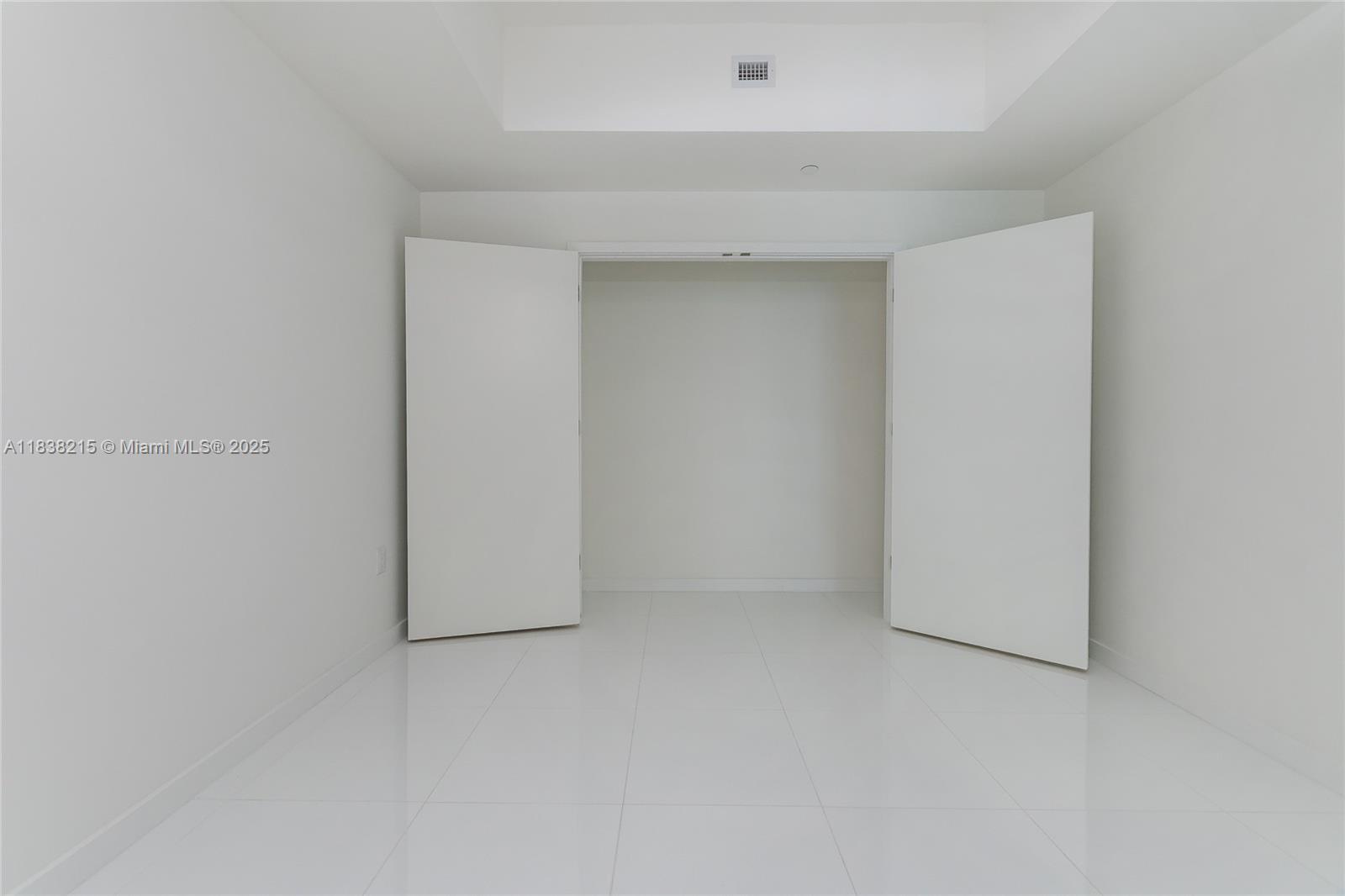 851 NE 1st Ave #2405, Miami FL 33132