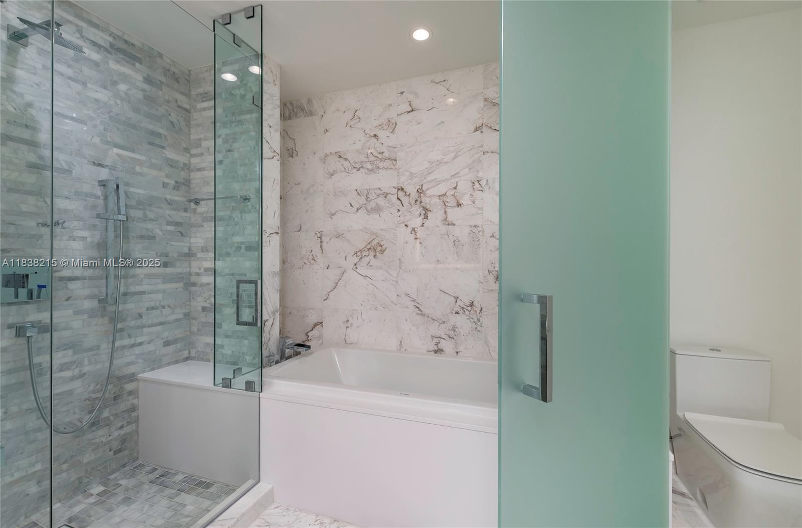 851 NE 1st Ave #2405, Miami FL 33132