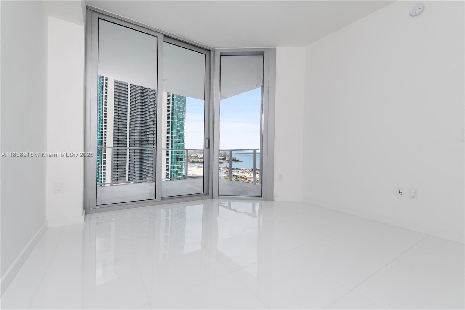 851 NE 1st Ave #2405, Miami FL 33132