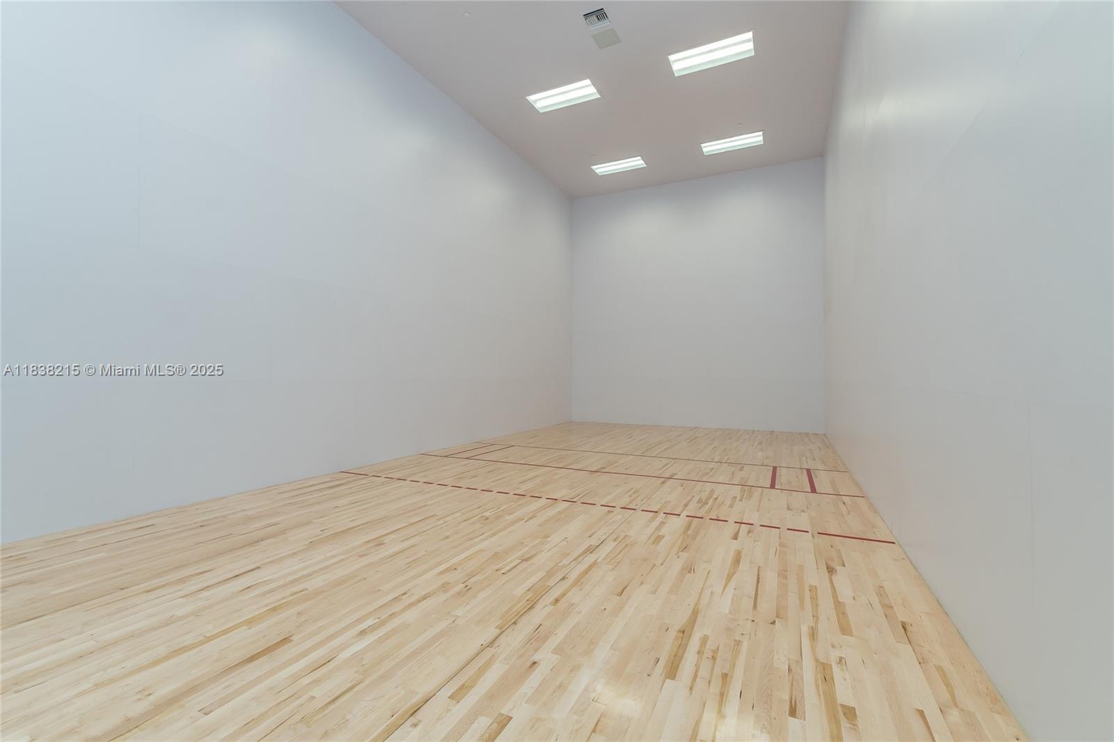 851 NE 1st Ave #2405, Miami FL 33132