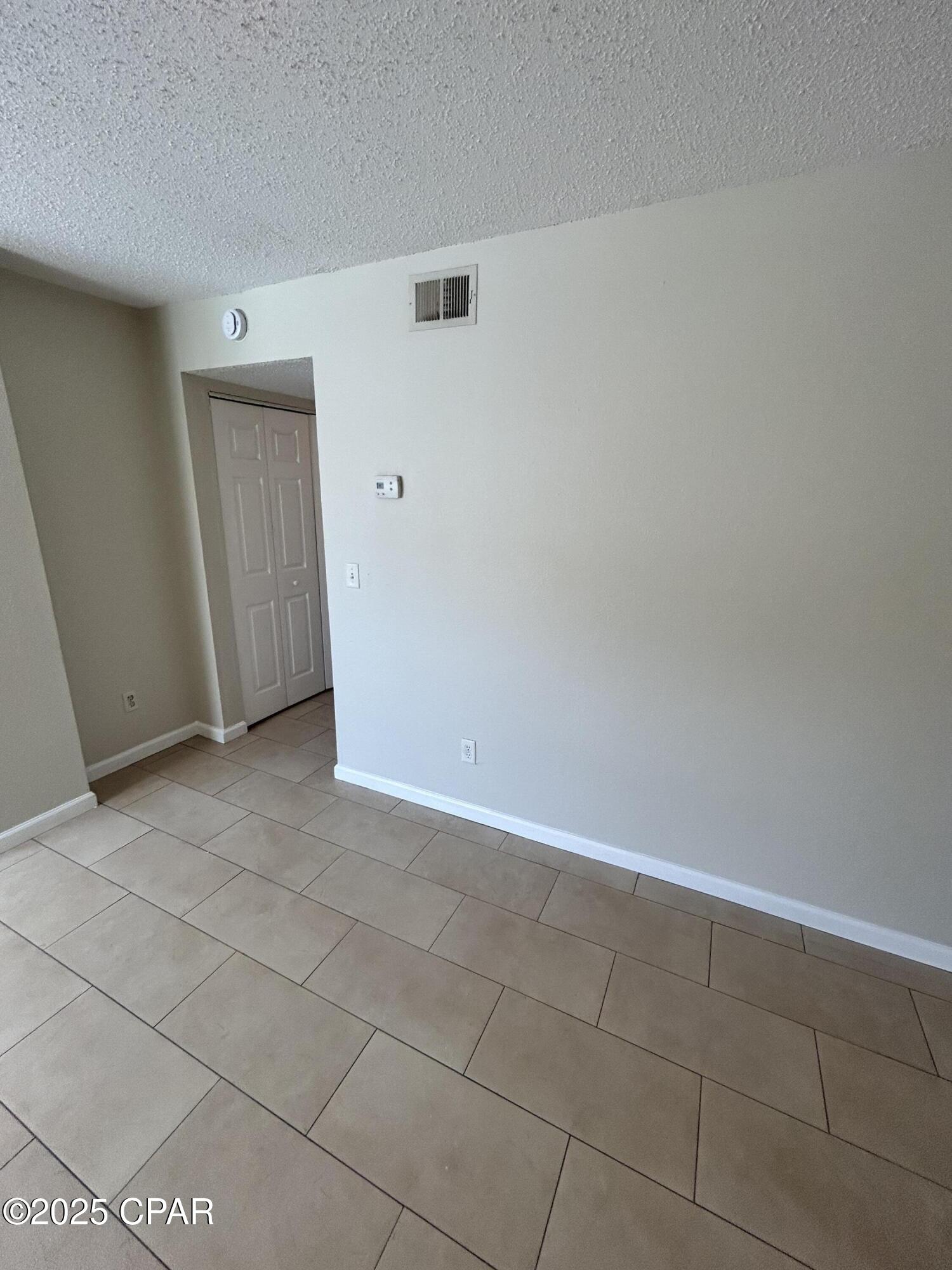 Image 14 For 3914 11th Street 201