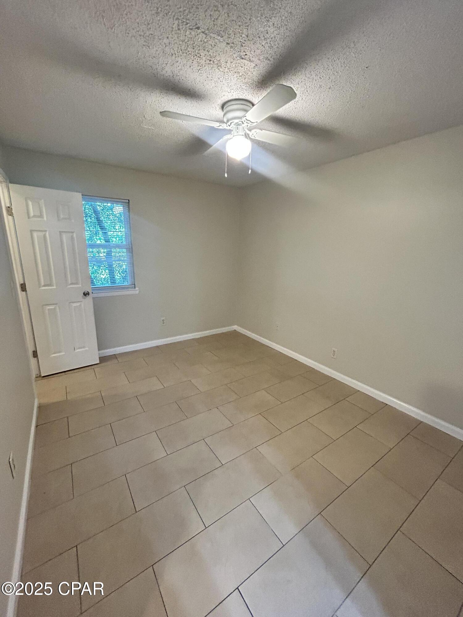 Image 9 For 3914 11th Street 201