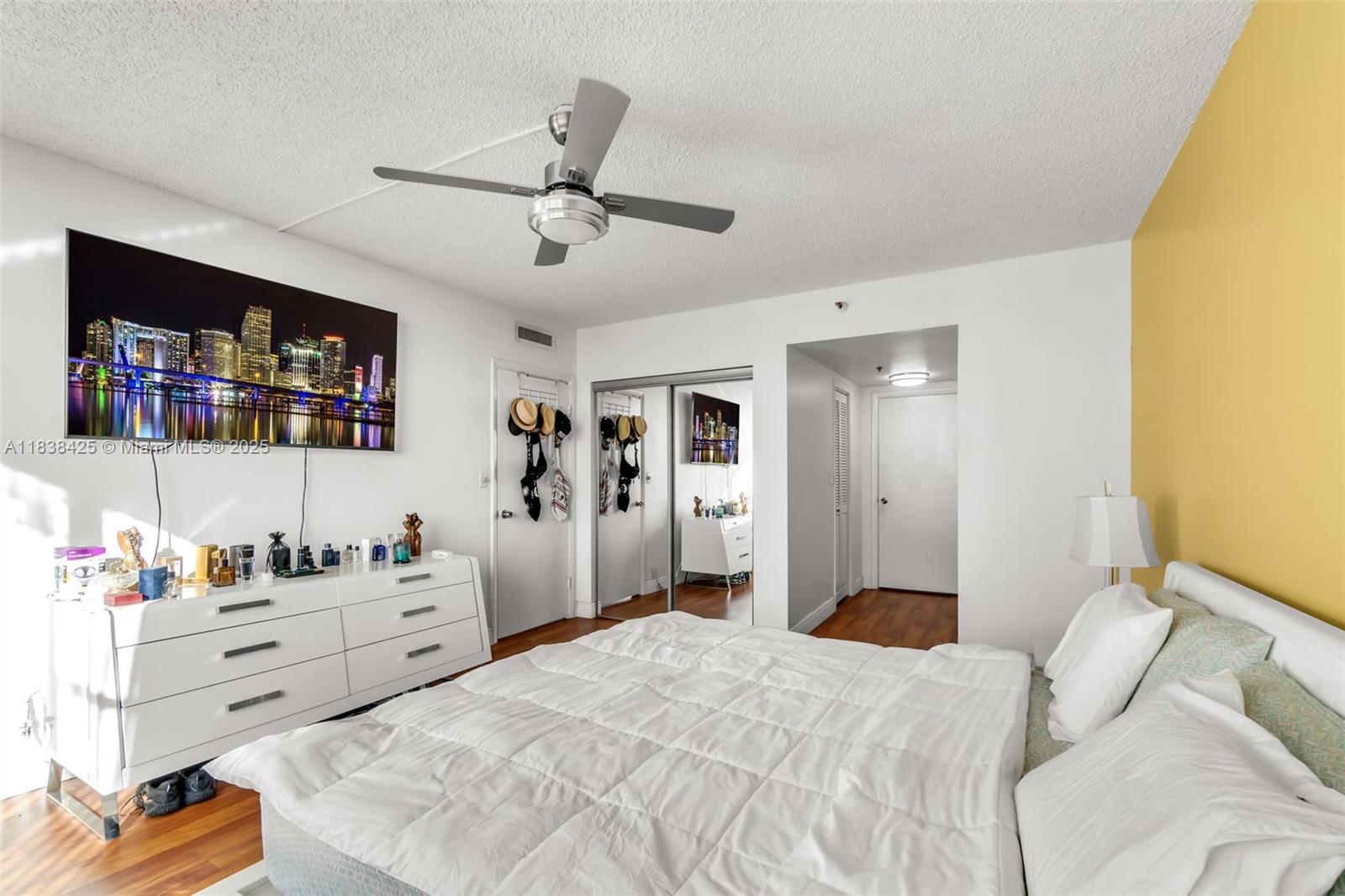4001 Hillcrest Dr #812, Hollywood, Florida image 20