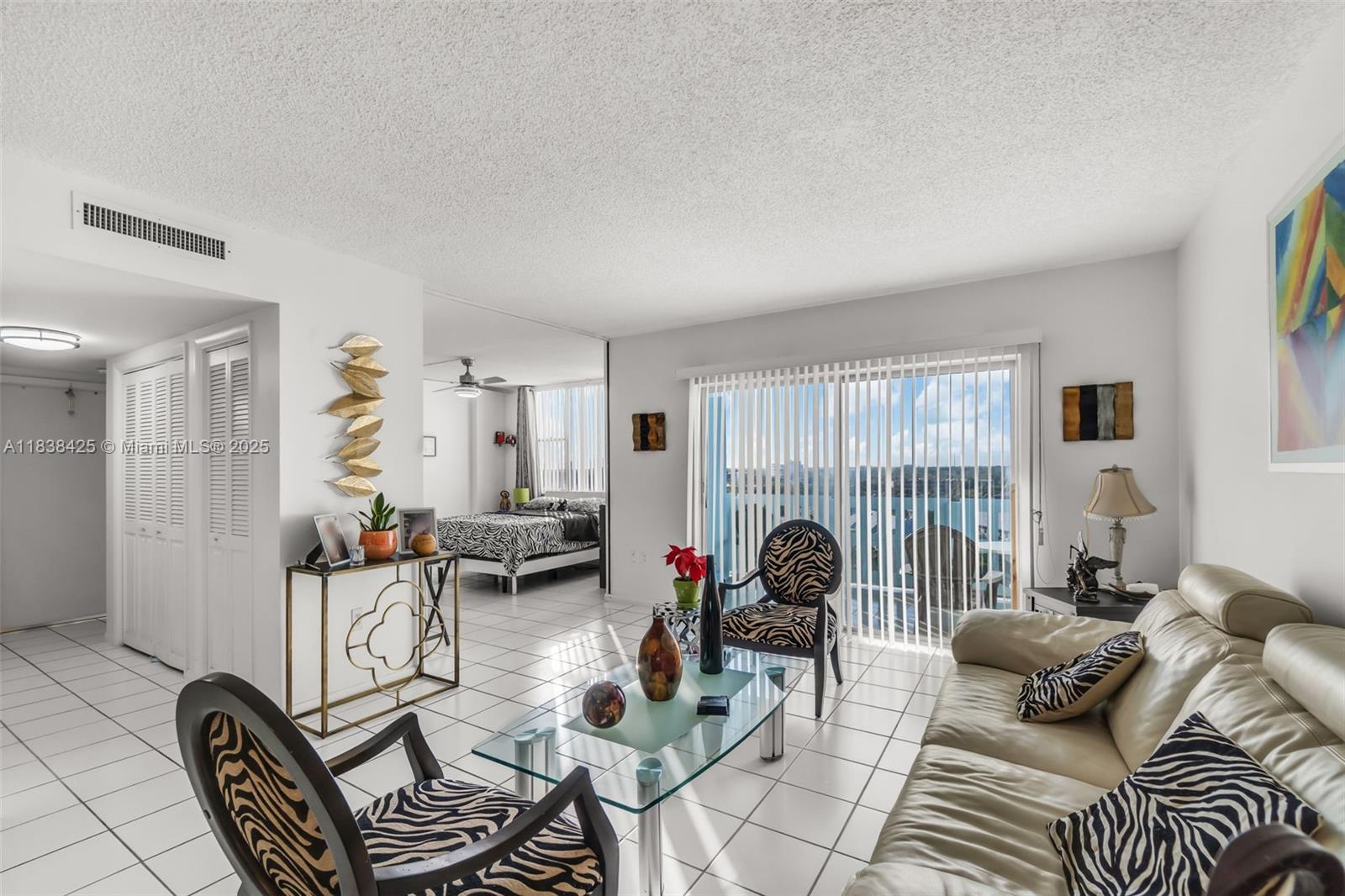4001 Hillcrest Dr #812, Hollywood, Florida image 7